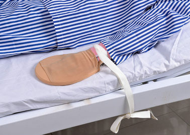 감금 벨트를 가진 고 위험도 참을성 있는 건강 관리 손 의학 Mitt